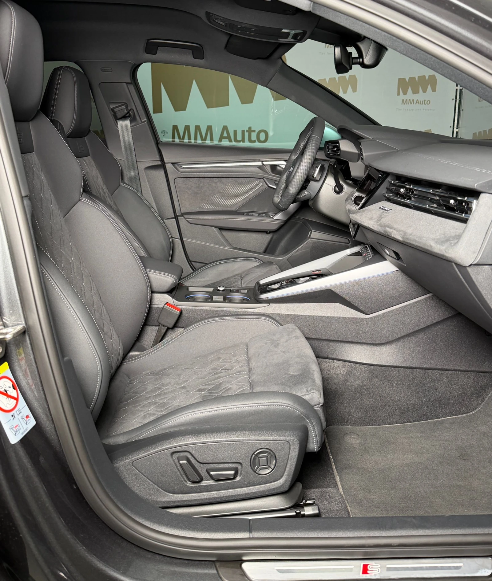 Audi S3 Limousine* Quattro* Гаранция* Alcantara* Асистенти - изображение 9