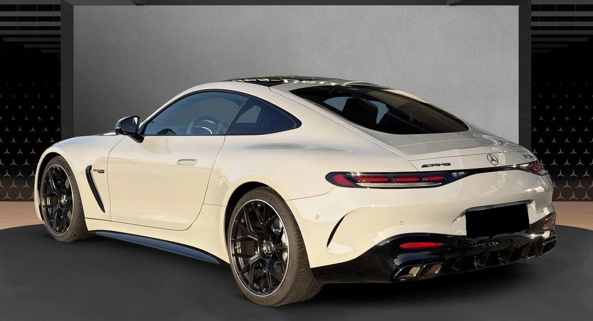 Mercedes-Benz AMG GT 63 4MATIC+ Coupe - изображение 3