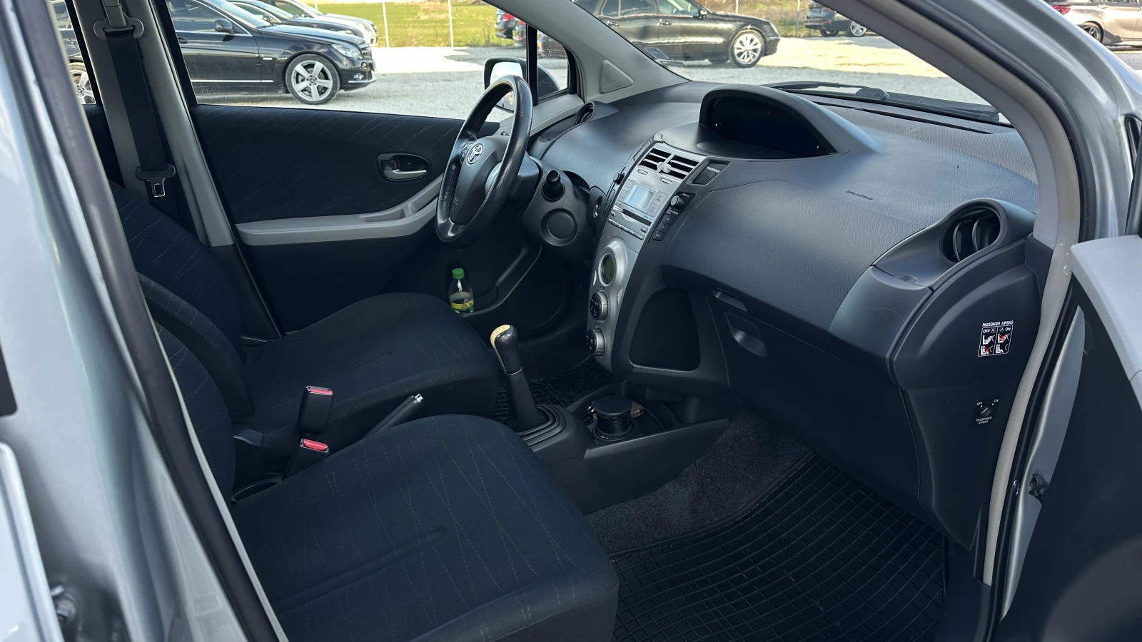 Toyota Yaris 1.4D4D| ���������| ������������| 2 ��������� ���� | Mobile.bg � ����������� 7