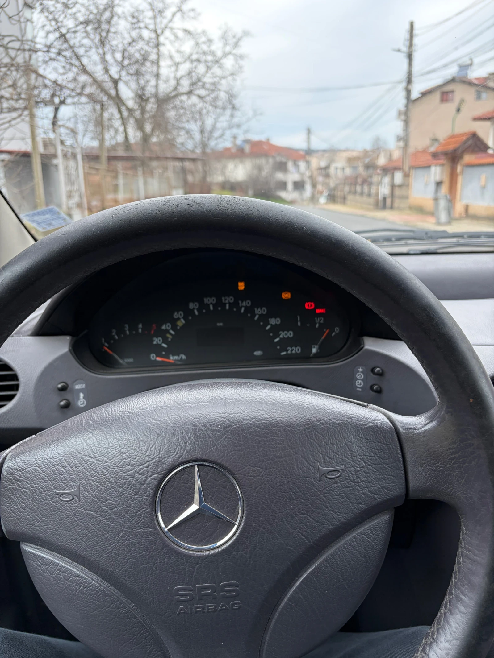 Mercedes-Benz A 170  - изображение 10