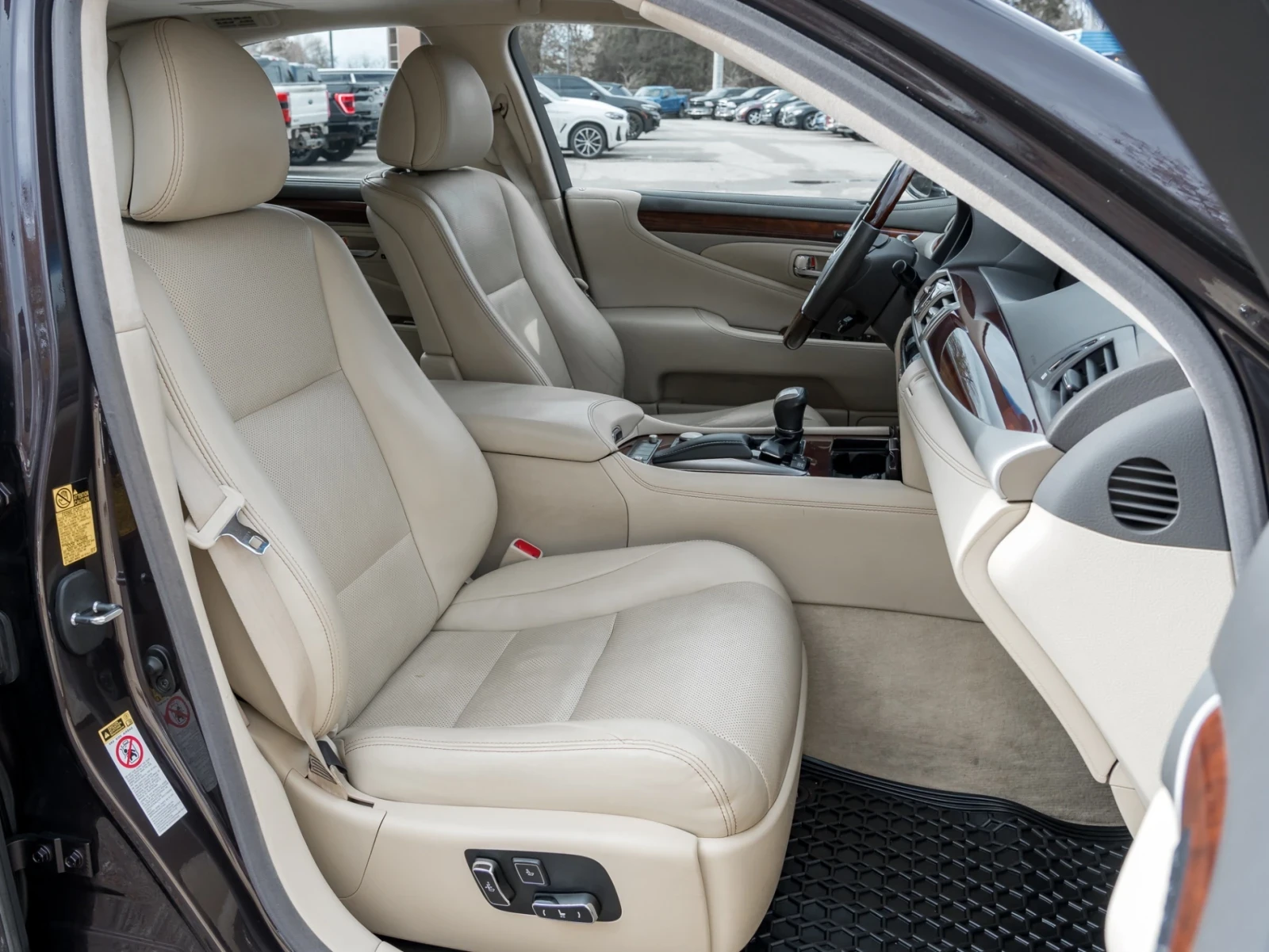 Lexus LS 460 4.6 V8 | AWD | ��������� | Mark Levinson | Carfax  | Mobile.bg � ����������� 13
