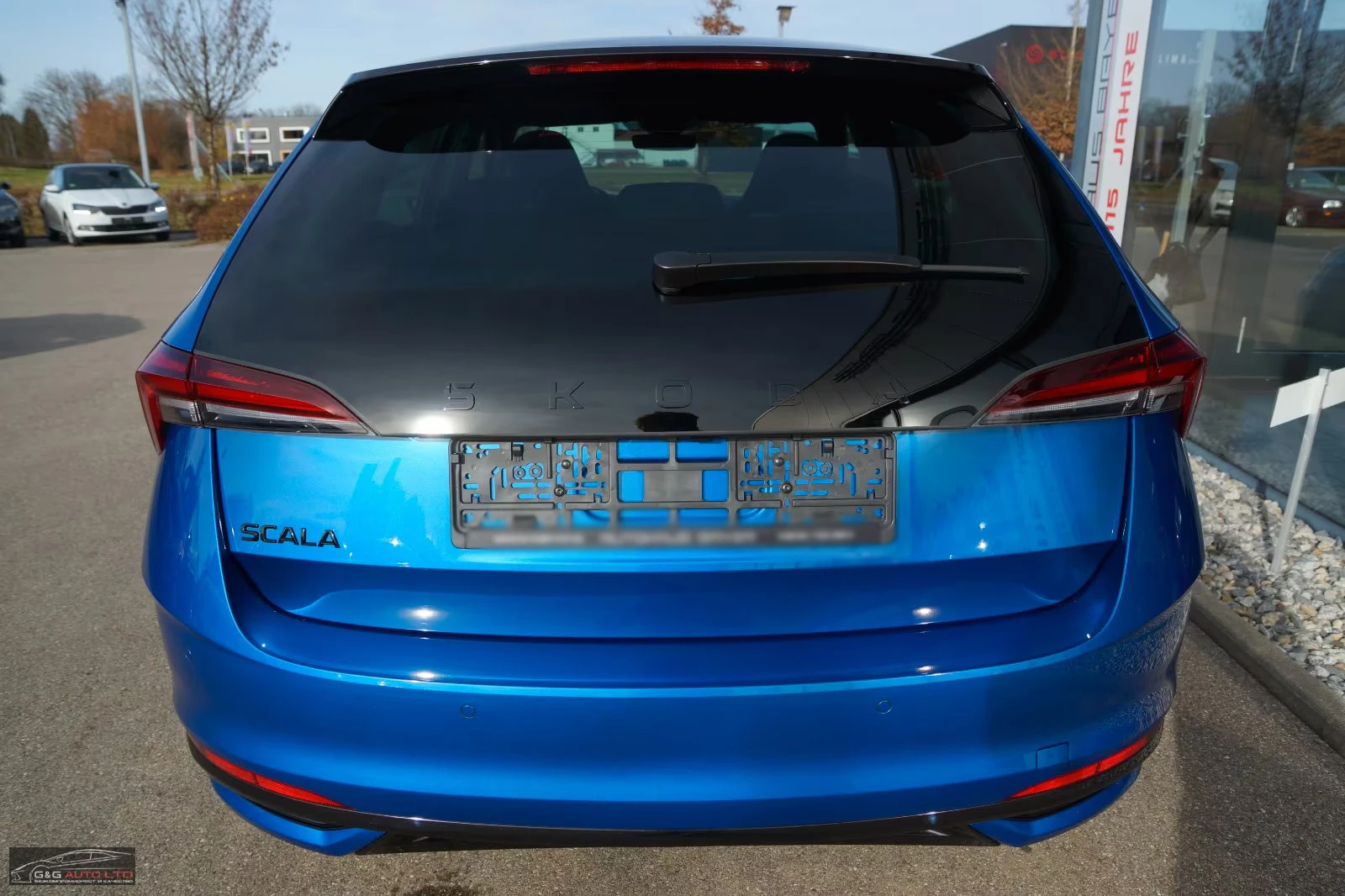 Skoda Scala 1.5DSG/150HP/MONTECARLO/CAM/MATRIX/PANO/CAM/127z, снимка 9 - Автомобили и джипове - 53779223