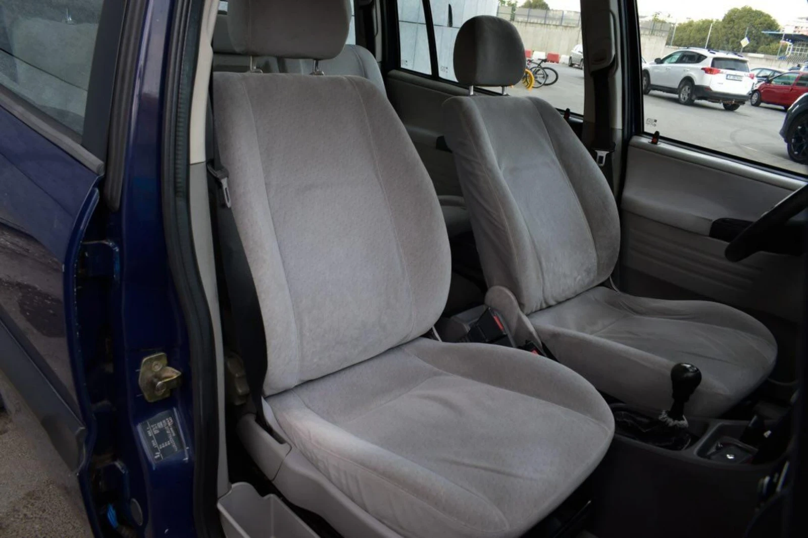 Opel Zafira 1.8i, снимка 9 - Автомобили и джипове - 54180289