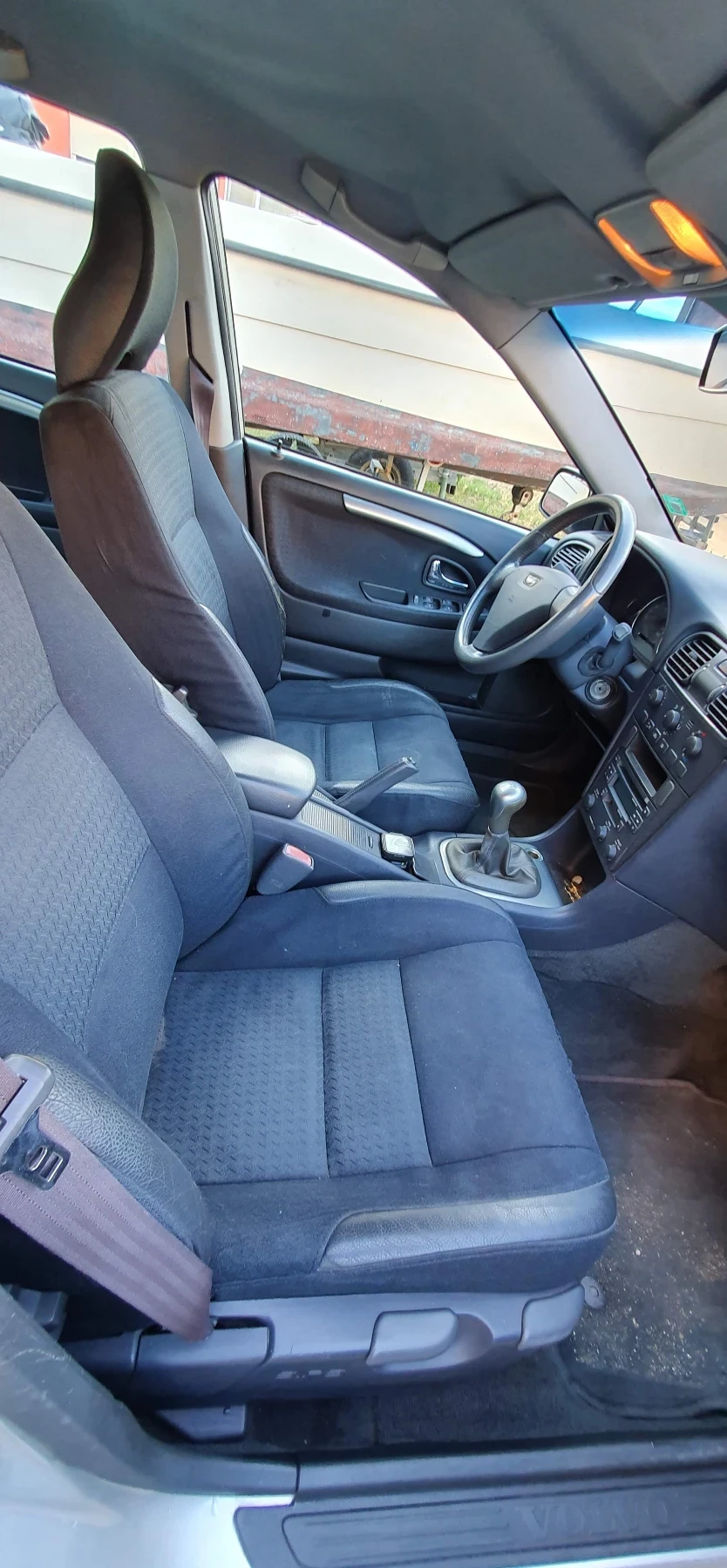 Volvo V40, снимка 4 - Автомобили и джипове - 54283745