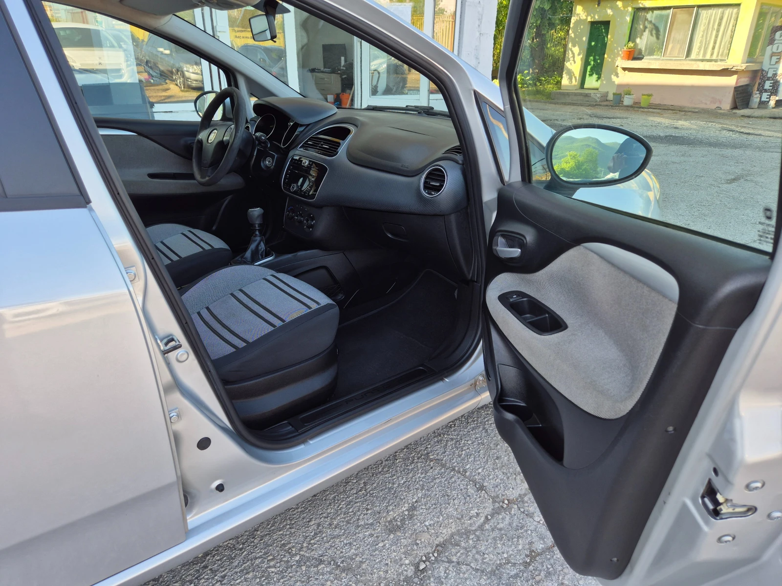 Fiat Punto EVO 1.2I KLIMA ITALY, снимка 10 - Автомобили и джипове - 54347082