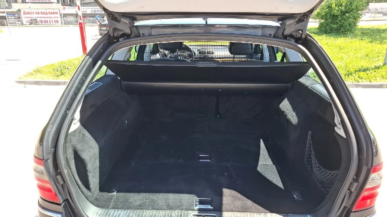 Mercedes-Benz E 320 CDI, снимка 4 - Автомобили и джипове - 54509940