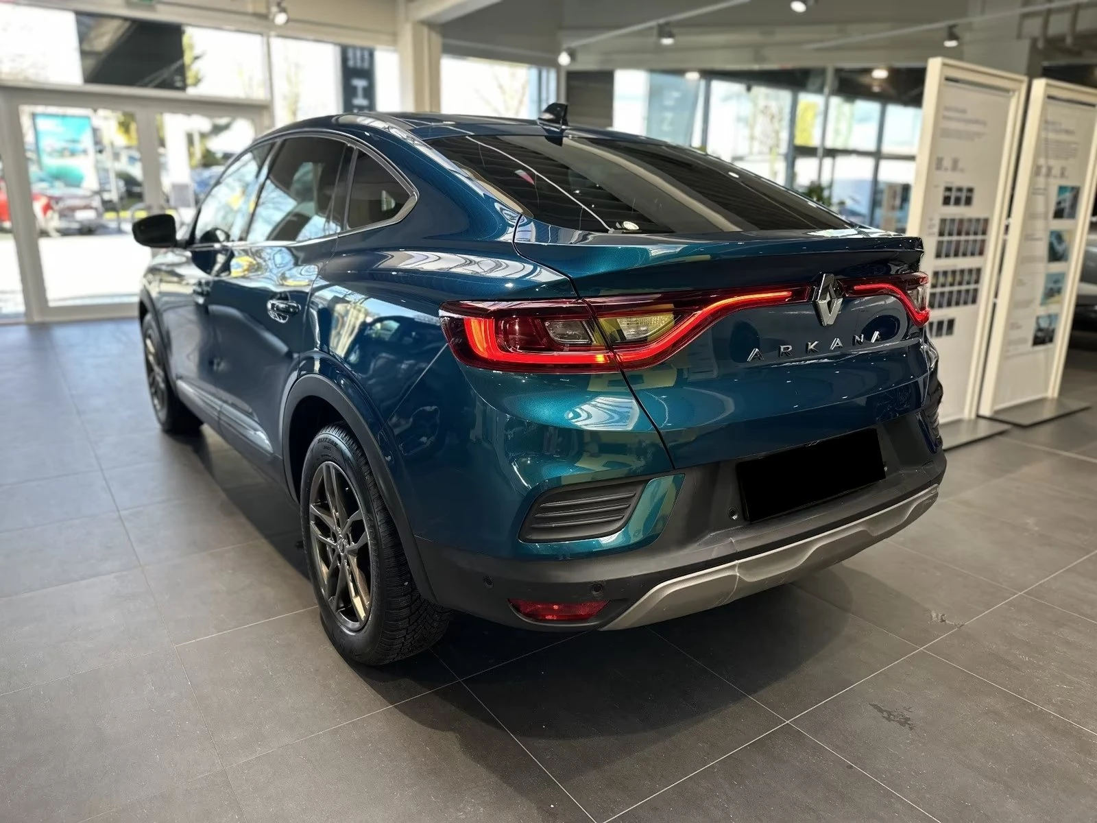 Renault Arkana 💎Hybrid/140EDC INTENS ACC LED CAM/Подгрев , снимка 5 - Автомобили и джипове - 54596430