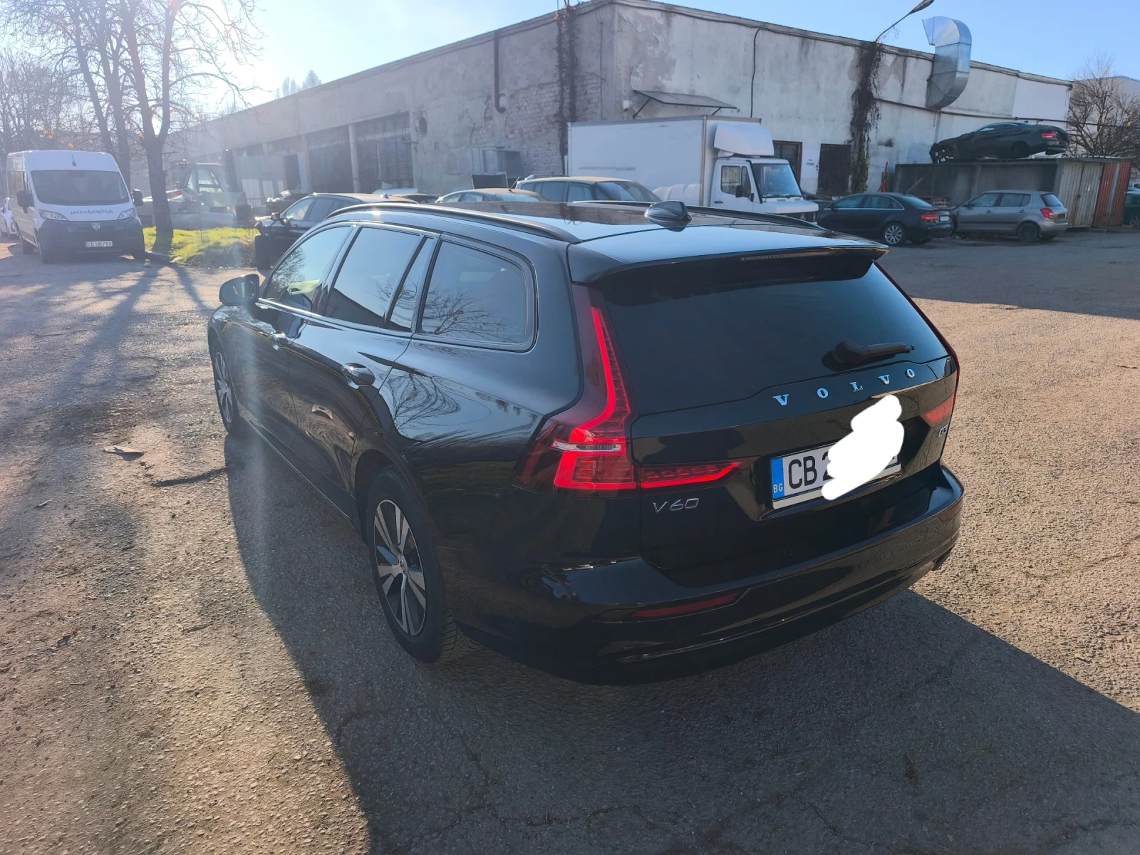 Volvo V60 D3, снимка 14 - Автомобили и джипове - 55339886