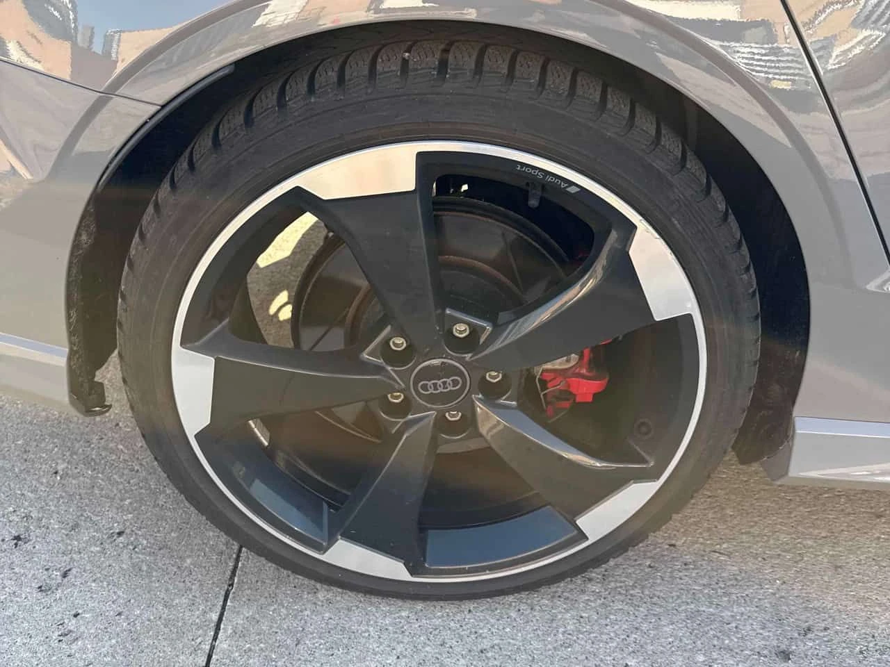 Audi Rs3 2.5 TFSI S tronic | CARFAX | АВТОКРЕДИТ, снимка 6 - Автомобили и джипове - 55567925