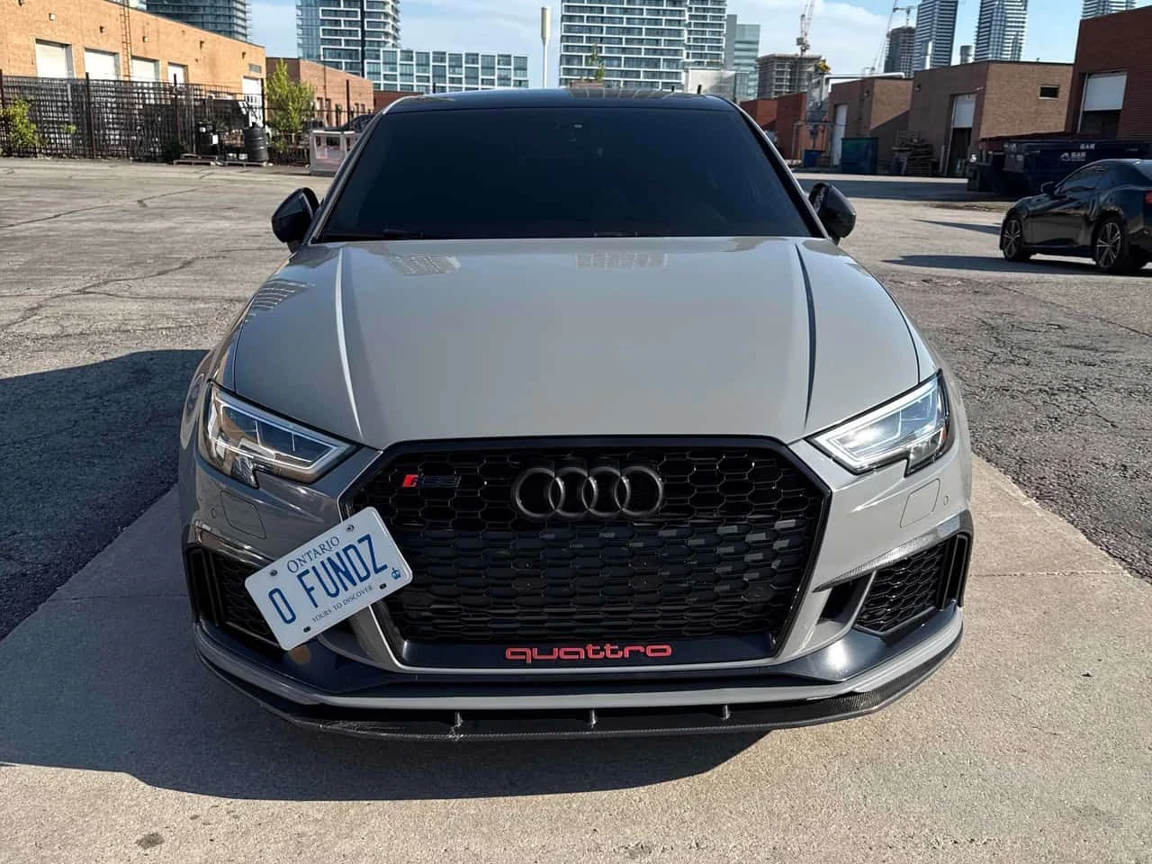 Audi Rs3 2.5 TFSI S tronic | CARFAX | АВТОКРЕДИТ, снимка 2 - Автомобили и джипове - 55567925