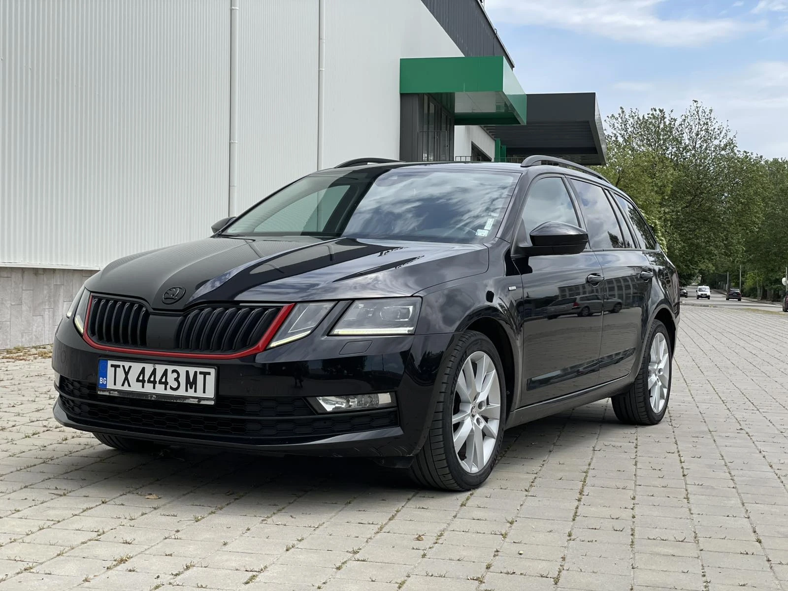 Skoda Octavia Drive 4x4, снимка 2 - Автомобили и джипове - 56064937