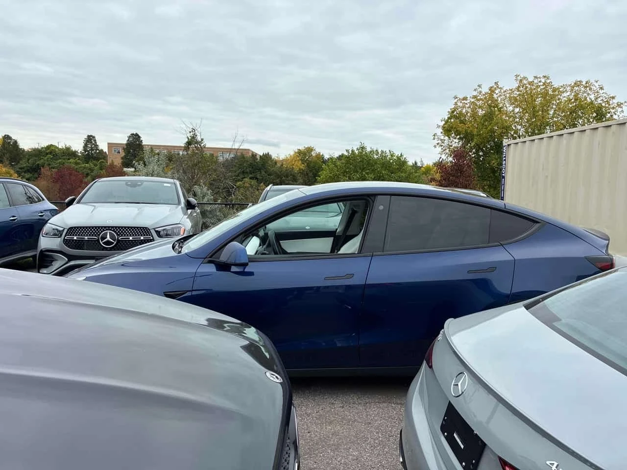 Tesla Model Y * Long Range * CARFAX * �� ������ ���������������� | Mobile.bg � ����������� 2