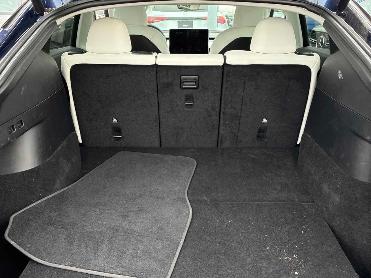 Tesla Model Y * Long Range * CARFAX * �� ������ ���������������� | Mobile.bg � ����������� 13