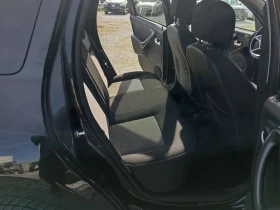 Dacia Duster 1.6, BLACK SHADOW, Газ, Навигация, Италия  - 16580 лв. / 8477.22 € - 82003980 8