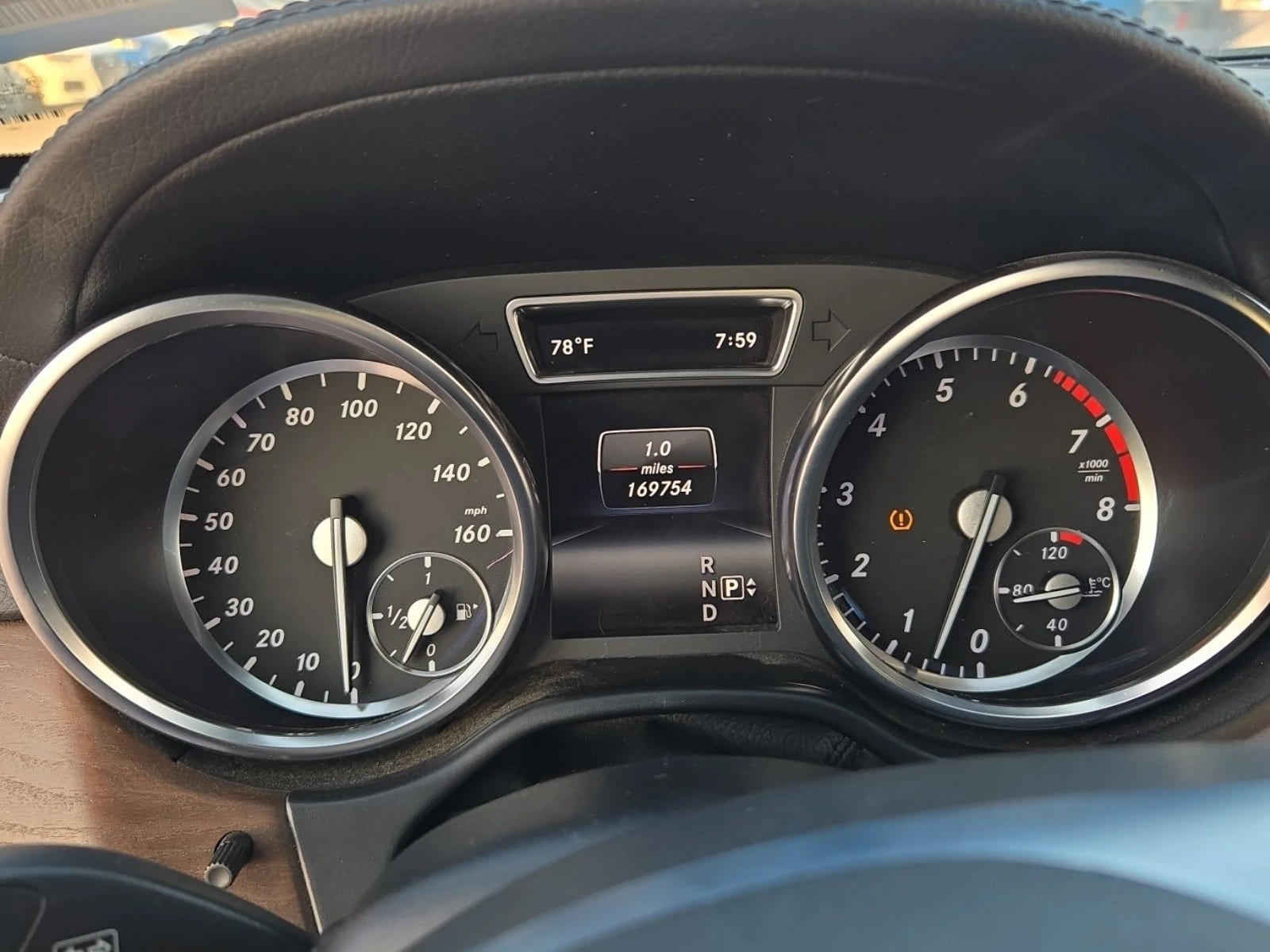 Mercedes-Benz GL 500 AMG* PACK* 3TV* ПОДГРЕВ* ОБДУХВАНЕ* МАСАЖ* КАМЕРА* - изображение 8