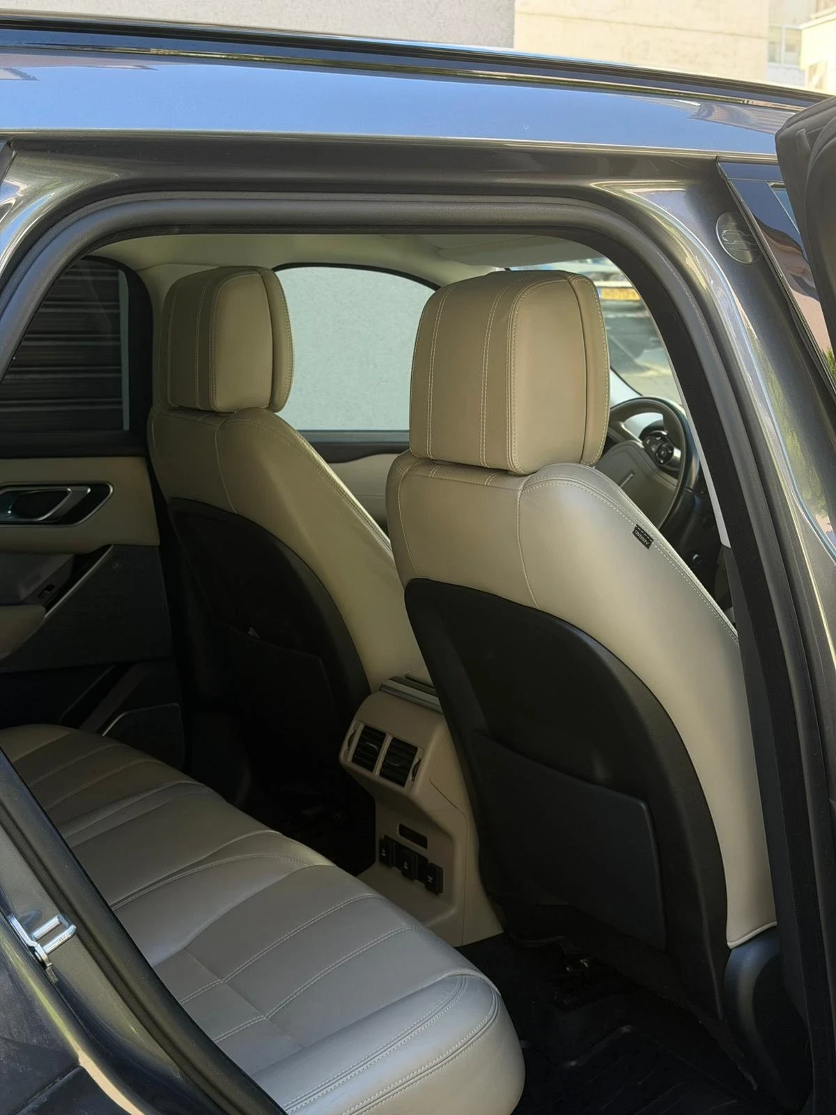 Land Rover Range Rover Velar 3.0D R Dynamic, снимка 12 - Автомобили и джипове - 54258935