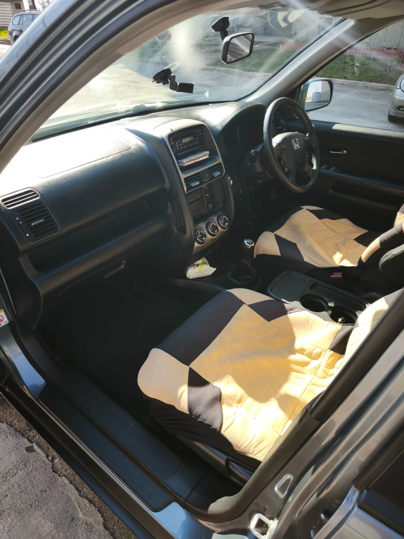 Honda Cr-v Газ-Бензин ДЕСЕН ВОЛАН 2.0 !, снимка 3 - Автомобили и джипове - 54345314