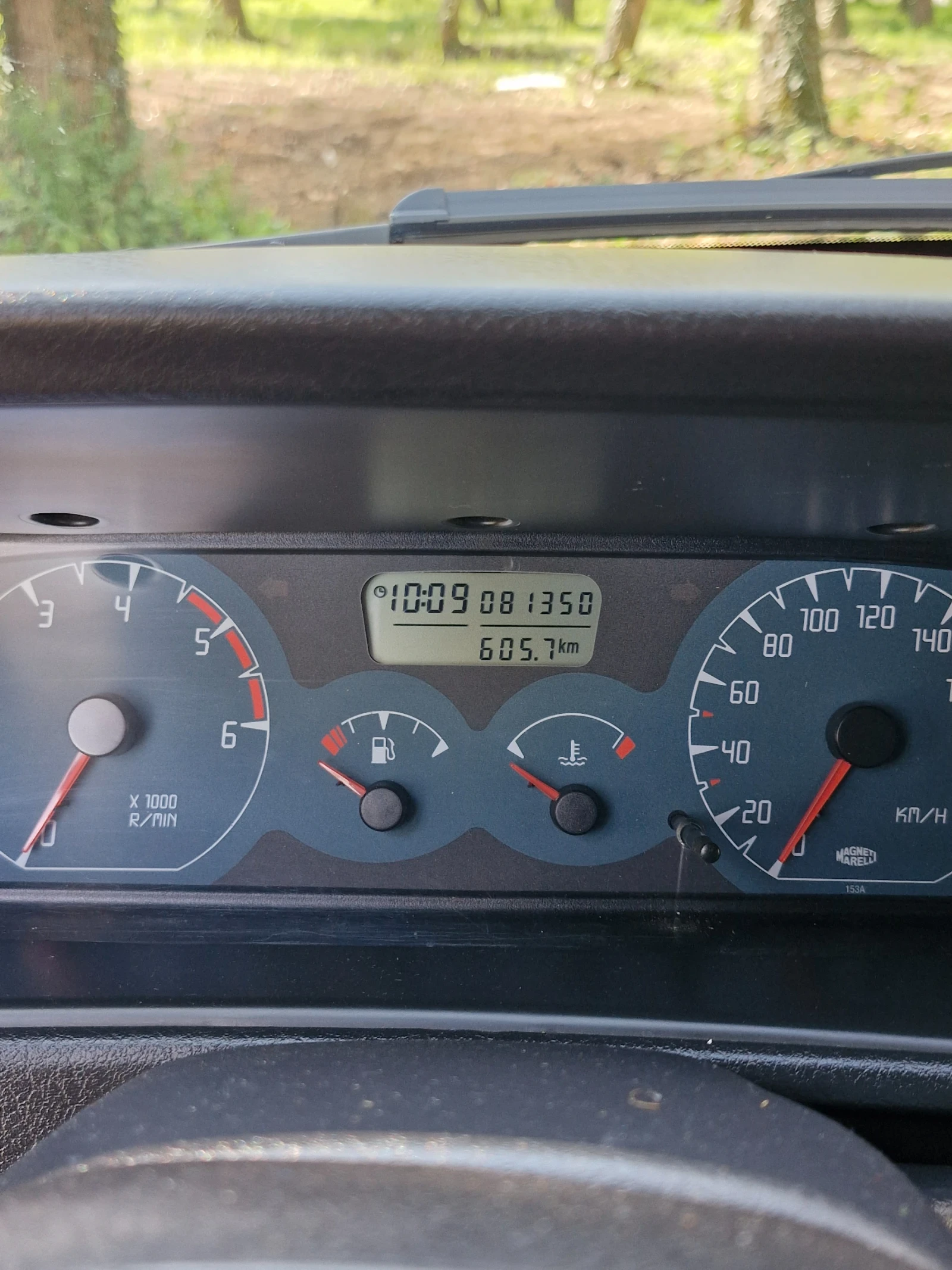 Nissan Terrano, снимка 11 - Автомобили и джипове - 54552817