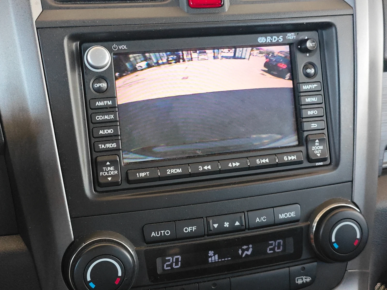 Honda Cr-v 2.0-Авто-Дистрон, снимка 14 - Автомобили и джипове - 54828515