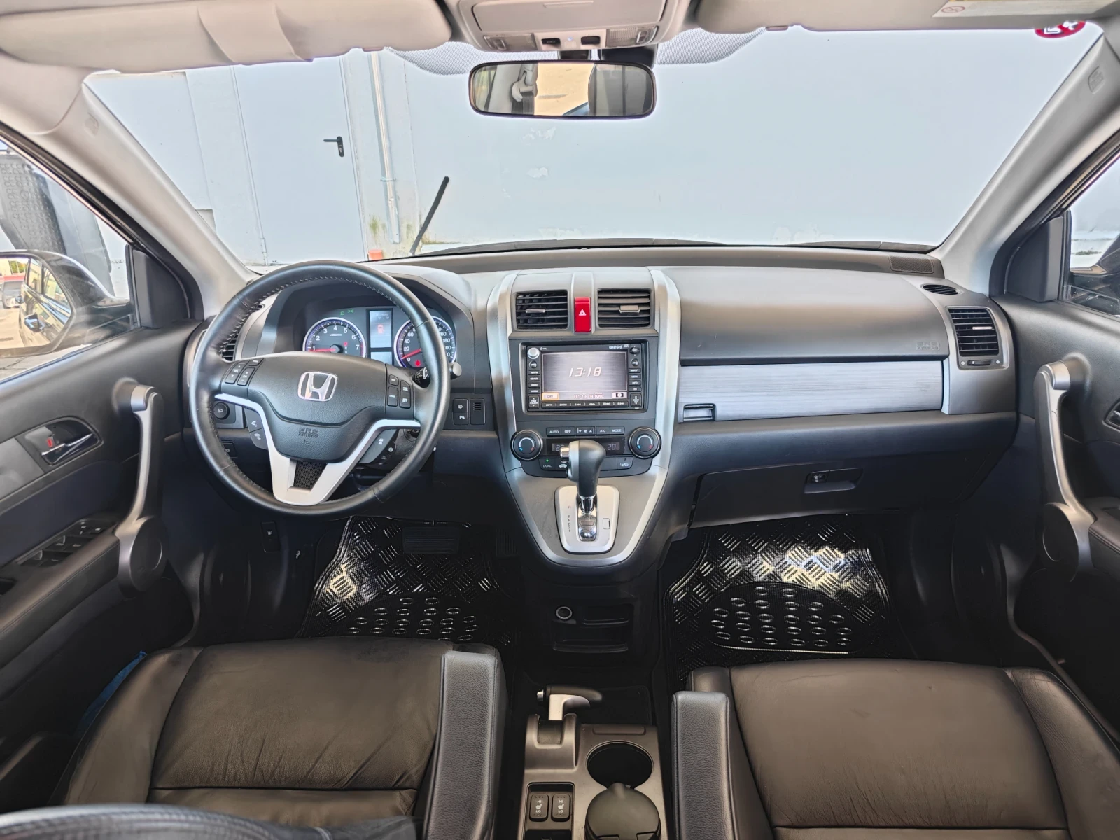 Honda Cr-v 2.0-Авто-Дистрон, снимка 9 - Автомобили и джипове - 54828515