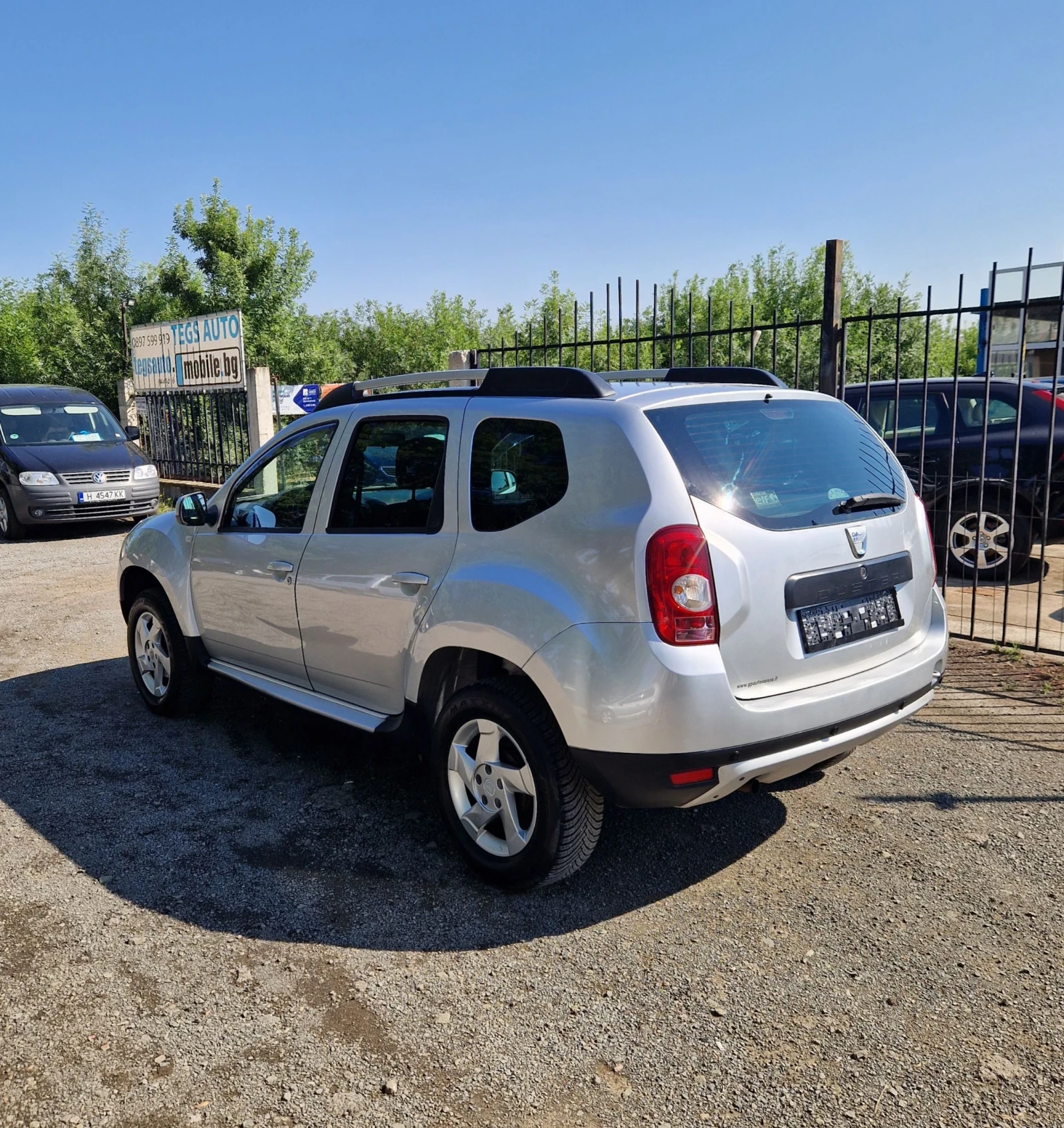 Dacia Duster 1.6i | Mobile.bg � ����������� 5