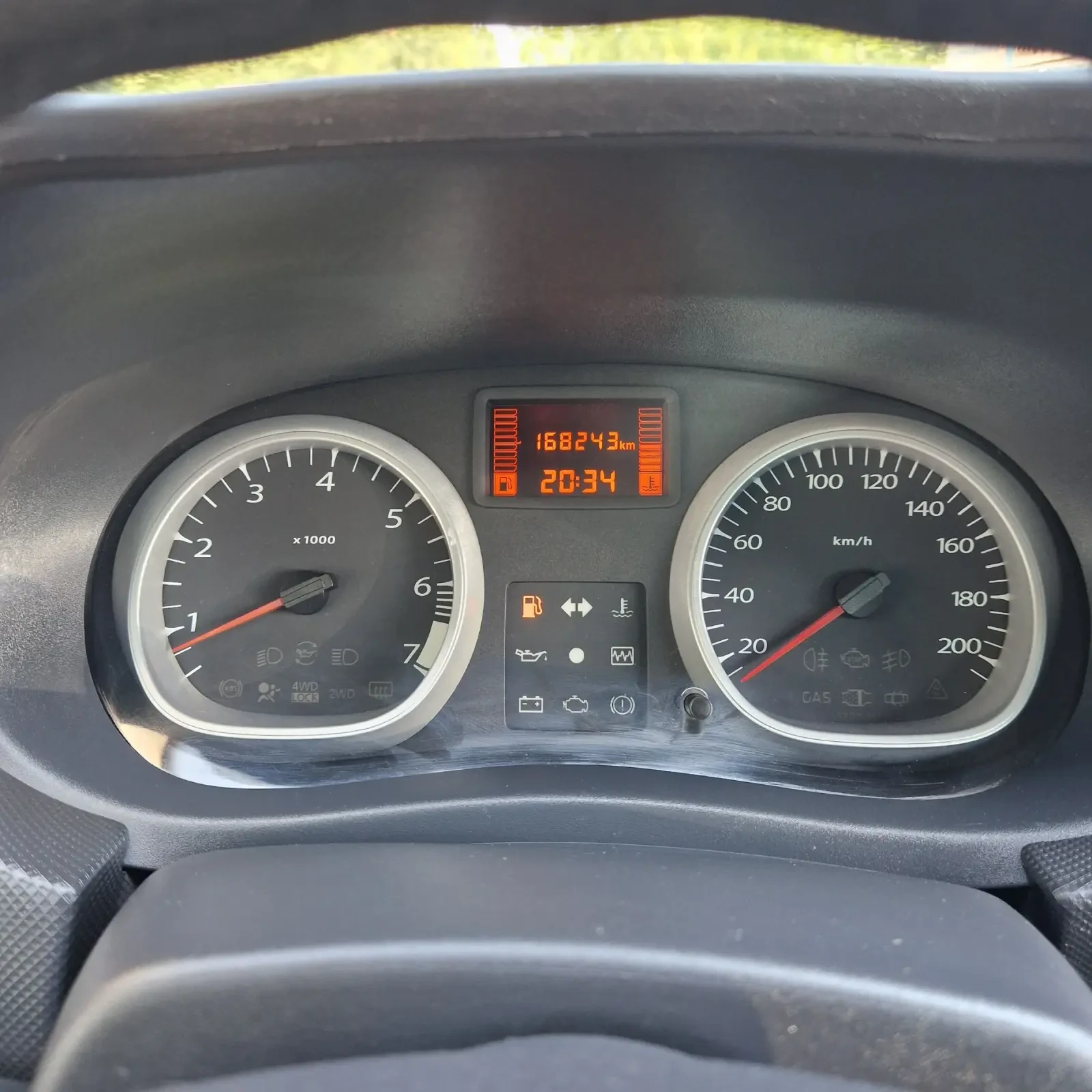 Dacia Duster 1.6i | Mobile.bg � ����������� 9