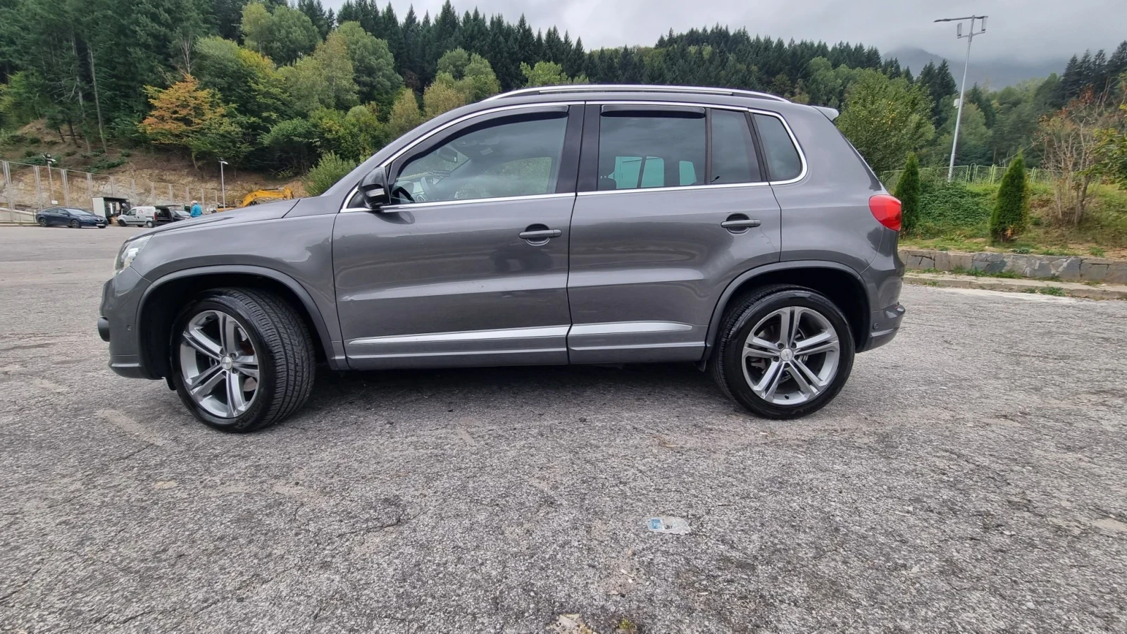VW Tiguan R line, снимка 7 - Автомобили и джипове - 56239399