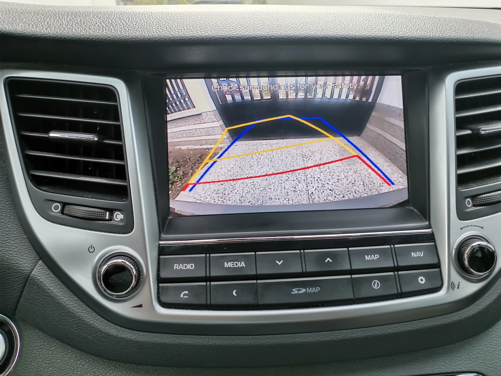 Hyundai Tucson 1, 7cdti Xpossible, снимка 15 - Автомобили и джипове - 56727841