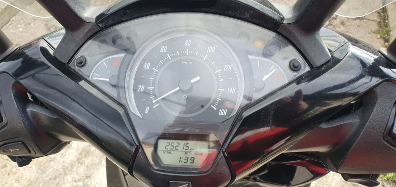 Honda Sh 125ie nu feist ABS ceiles, снимка 2 - Мотоциклети и мототехника - 49873159