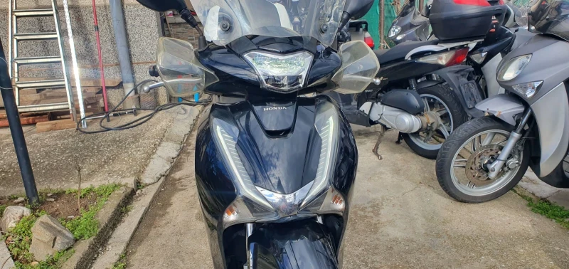 Honda Sh 125ie nu feist ABS ceiles, снимка 3 - Мотоциклети и мототехника - 49873159