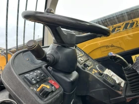 Телескопичен товарач JCB, снимка 7