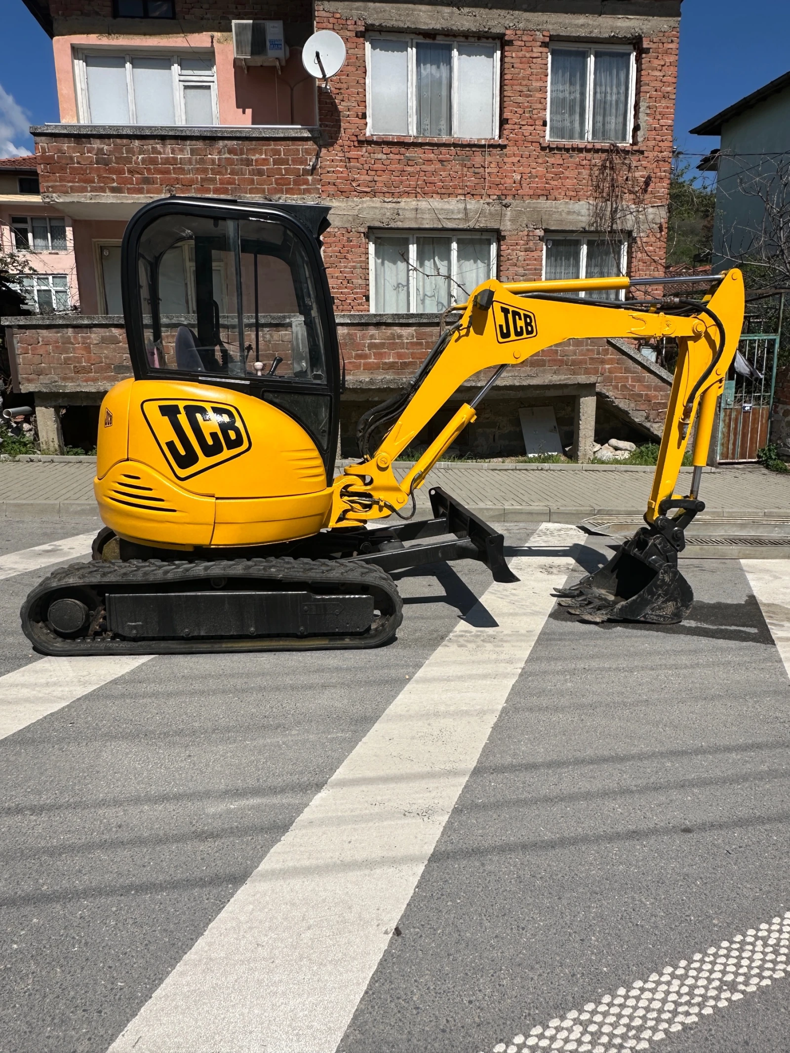 Багер JCB 8032 (3 КОФИ+ БЪРЗОСМЕННИК - изображение 6