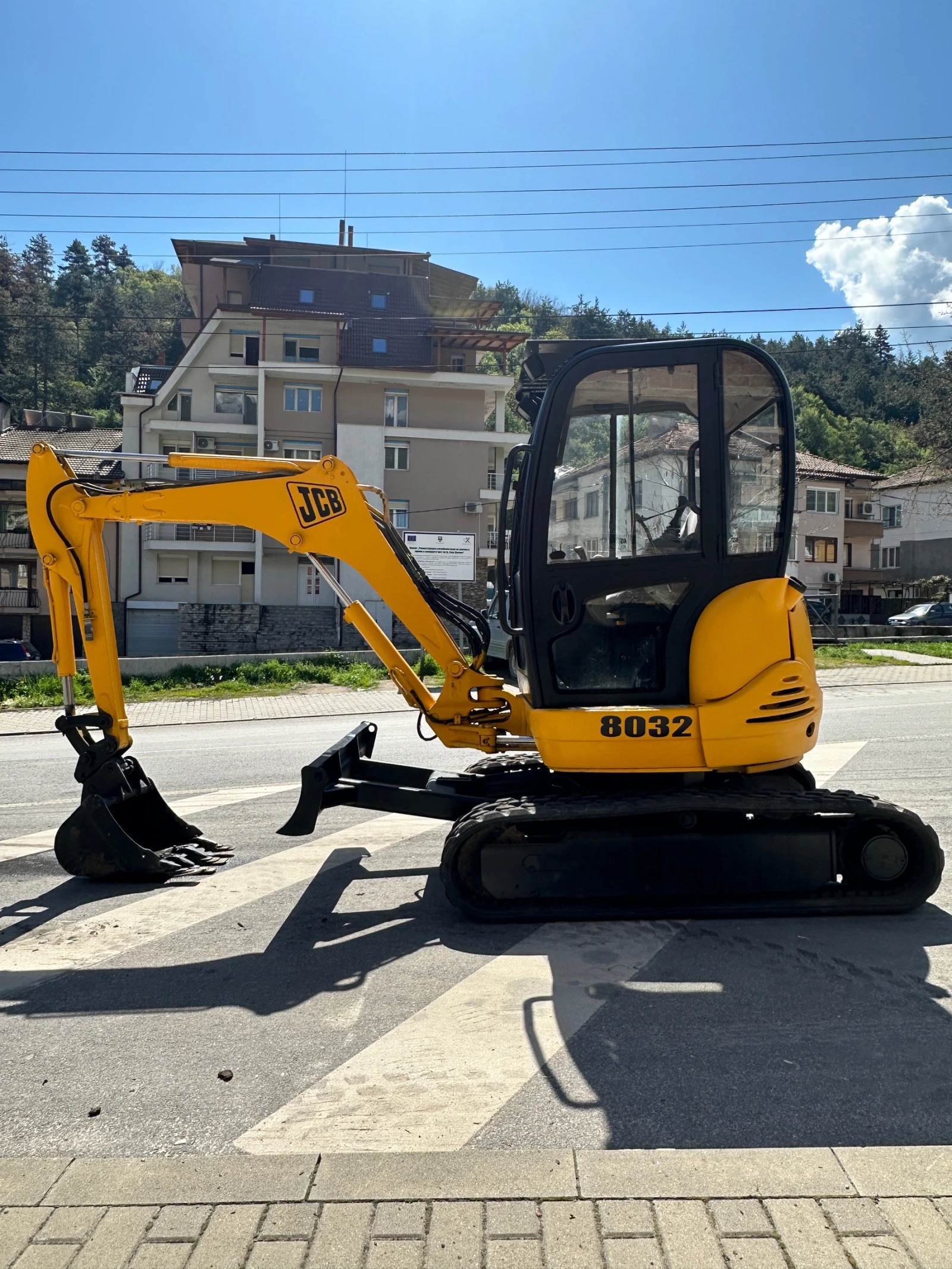 Багер JCB 8032 (3 КОФИ+ БЪРЗОСМЕННИК - изображение 3