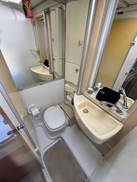 Кемпер HYMER / ERIBA Ducato, снимка 10