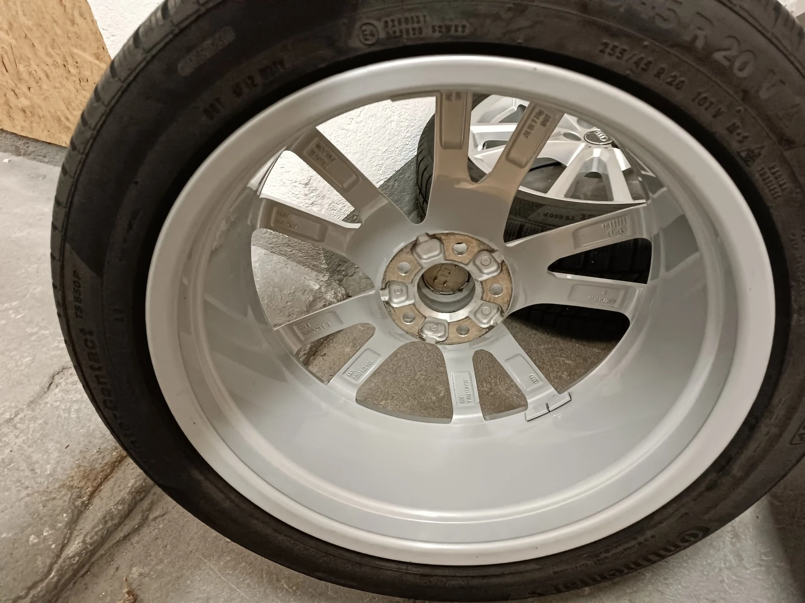 ���� � ������ 255/45R20 �� Audi Q5 | Mobile.bg � ����������� 6