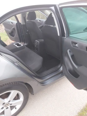 VW Jetta 1.6 HDI, снимка 9