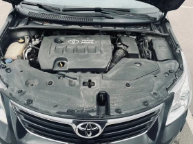 Toyota Avensis 1.8 бензин 147 коня, снимка 17