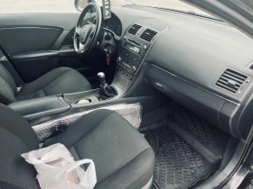 Toyota Avensis 1.8 бензин 147 коня, снимка 15