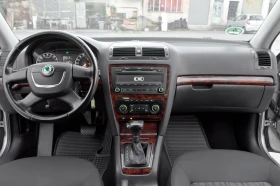 Skoda Octavia 1.9 TDI - 105 к.с. - DSG - FACELIFT - ХЕЧБЕК, снимка 13