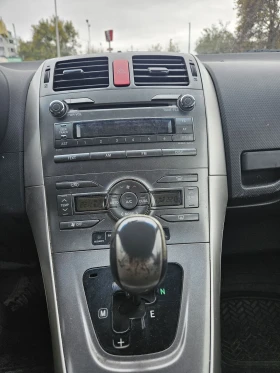 Toyota Auris, снимка 7