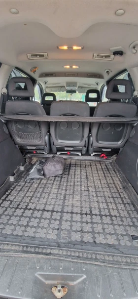 VW Sharan 2.0TDI. 140hp 2006 - 5800 лв. / 2965.49 € - 68325891 14