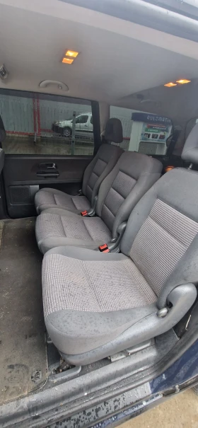 VW Sharan 2.0TDI. 140hp 2006 - 5800 лв. / 2965.49 € - 68325891 13