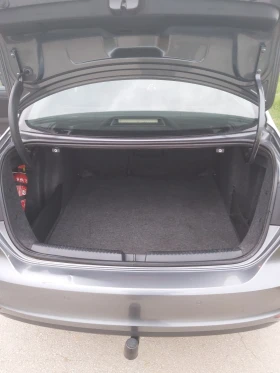 VW Jetta 1.6 HDI - 5700 € / 11148.23 лв. - 14035916 11
