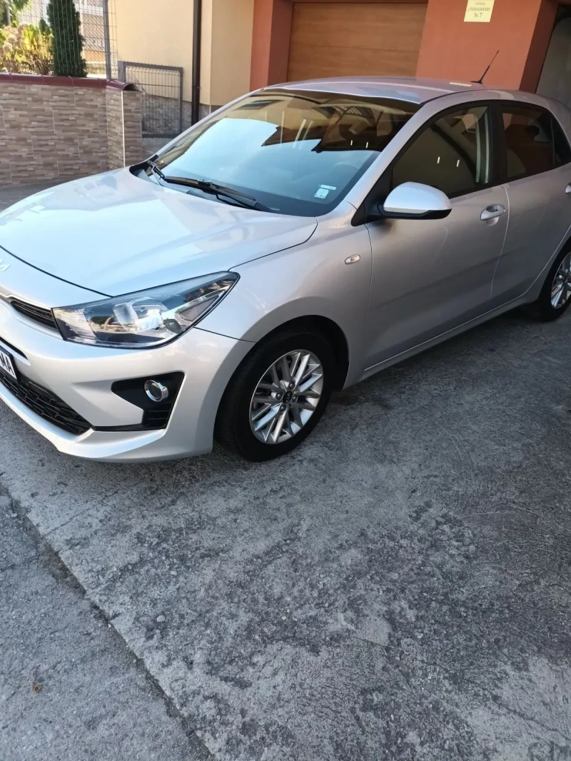 Kia Rio 1.2 бензин 16V, снимка 2 - Автомобили и джипове - 47644685