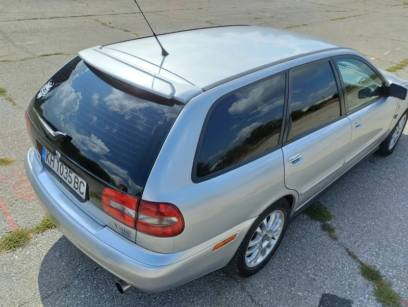 Volvo V40 V-40, снимка 7 - Автомобили и джипове - 48466316