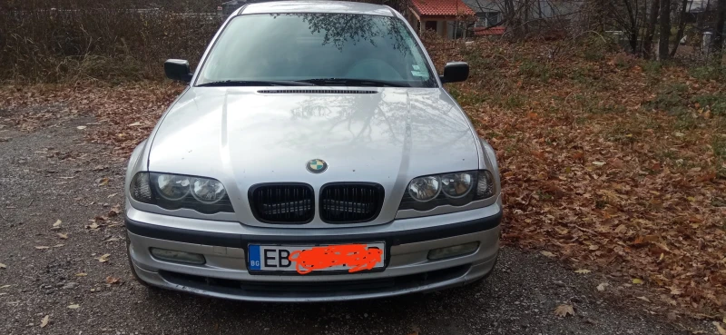 BMW 318 1.8i, снимка 1 - Автомобили и джипове - 48488940