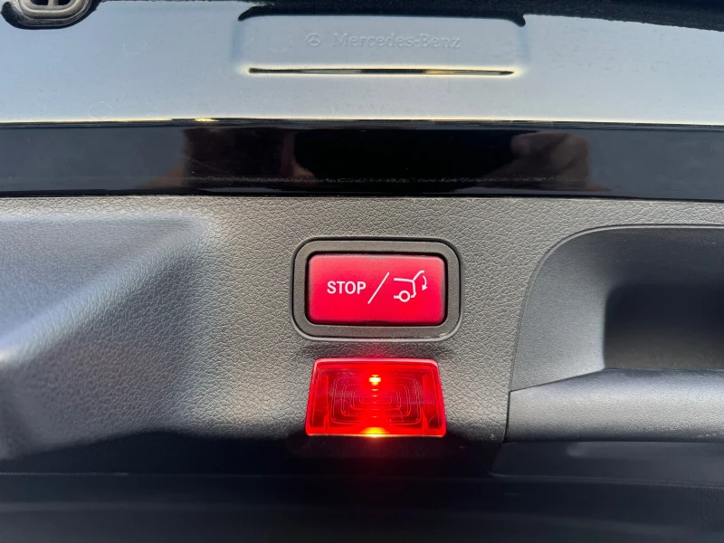 Mercedes-Benz CLA 180 AMG, снимка 15 - Автомобили и джипове - 51734193