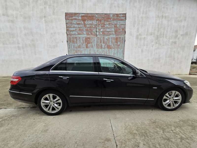 Mercedes-Benz E 350 EXECUTIVE ПАКЕТ FULL ЕКСТРИ 4 МЕСТНА КАТО НОВА, снимка 3 - Автомобили и джипове - 52496185