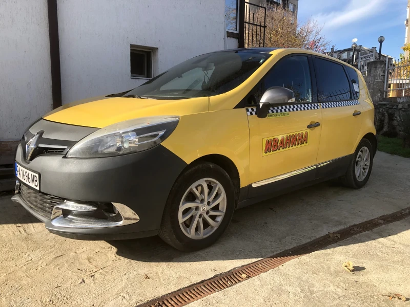 Renault Scenic, снимка 3 - Автомобили и джипове - 52505588