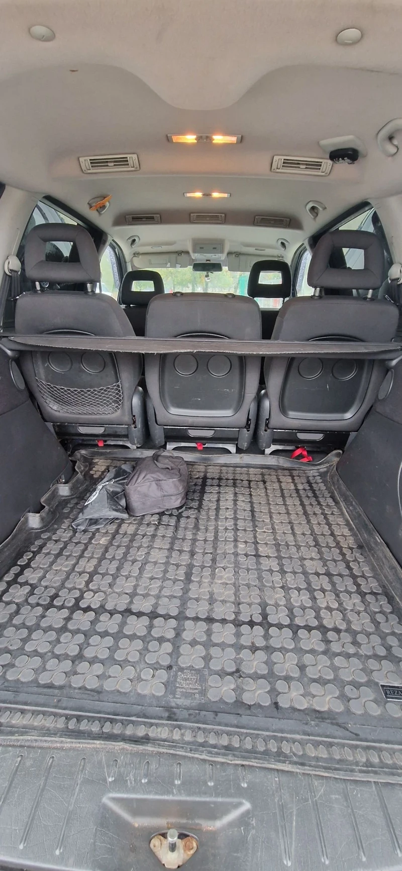 VW Sharan 2.0TDI. 140hp 2006, снимка 14 - Автомобили и джипове - 52513134